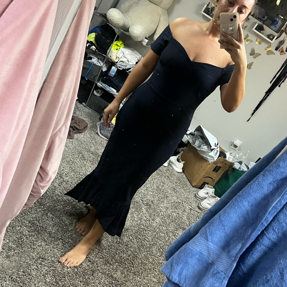 Off shoulder mermaid gown